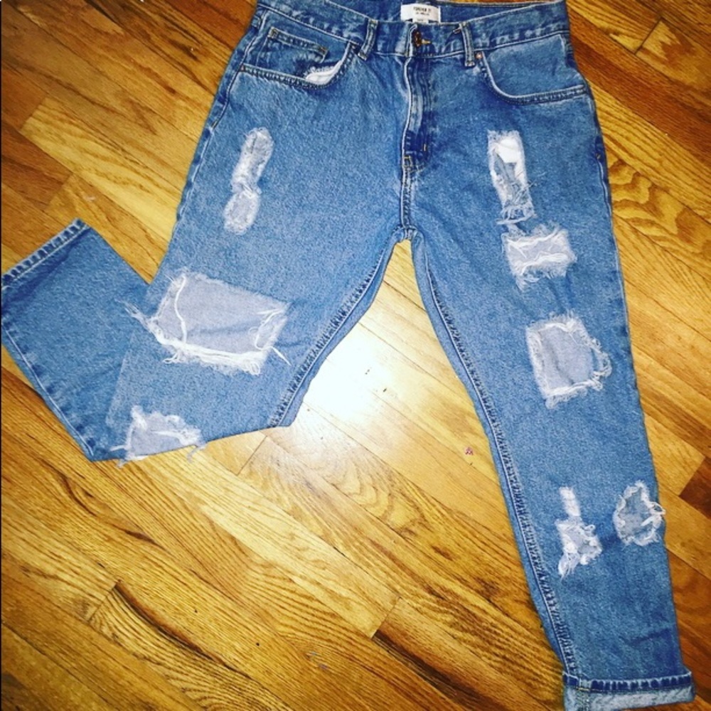 F21 Boyfriend jeans